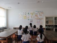 学校探検の様子